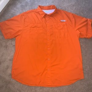 Mens Columbia brand fishing shirt. 2xl